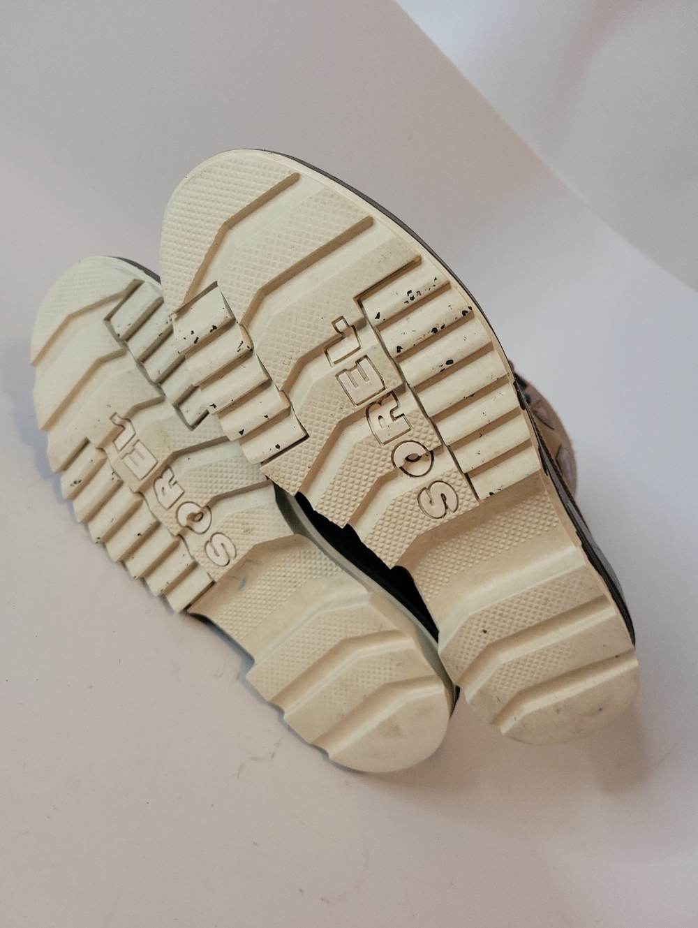 Sorel Waterproof Tivoli Winter Boots - Picture 11 of 16